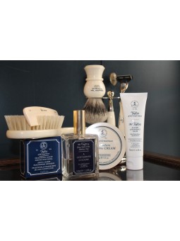 Taylor of Old Bond Street Mr. Taylor Aftershave Lotion 100ml.